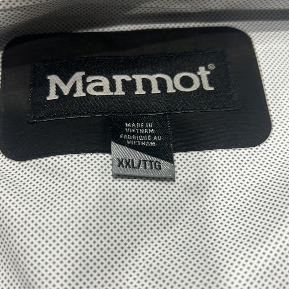 Marmot Black Raincoat for Men - Picture 7 of 7
